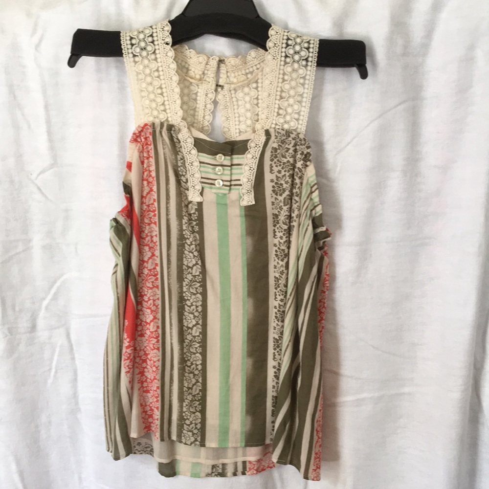 CAbi NWOT camisole with pretty cream lace
